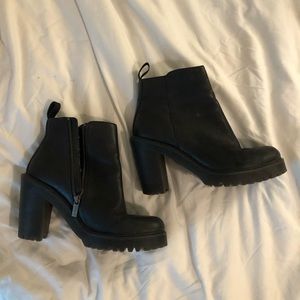 Doc marten platform boots